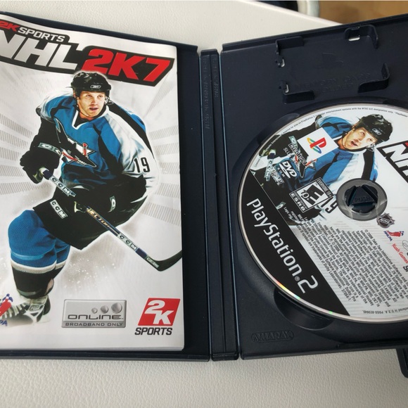 Play Station 2 , NHL 2K7 & 2K College Hoops Tested - Picture 8 of 8